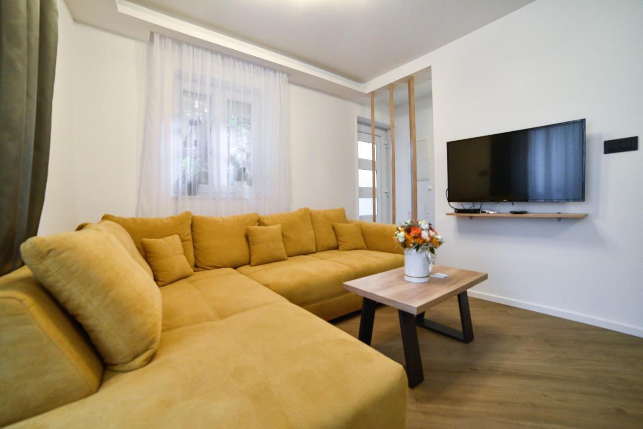 Luxury Apartment Knezovic Sinj Eksteriør billede