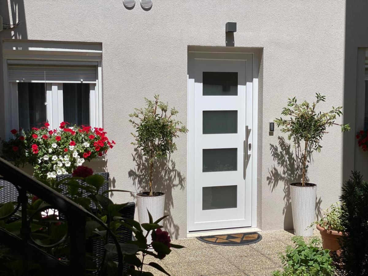 Luxury Apartment Knezovic Sinj Eksteriør billede